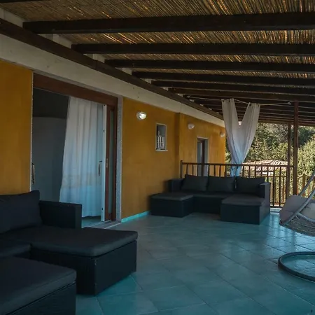 Domus
