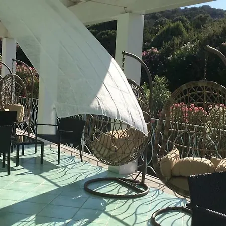 Domus Aparthotel Liscia di Vacca